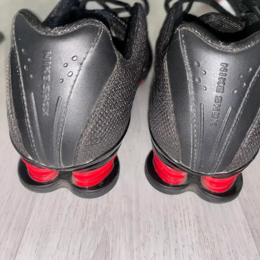 [BUNJANG] Nike Shox Z Black University Red Women&