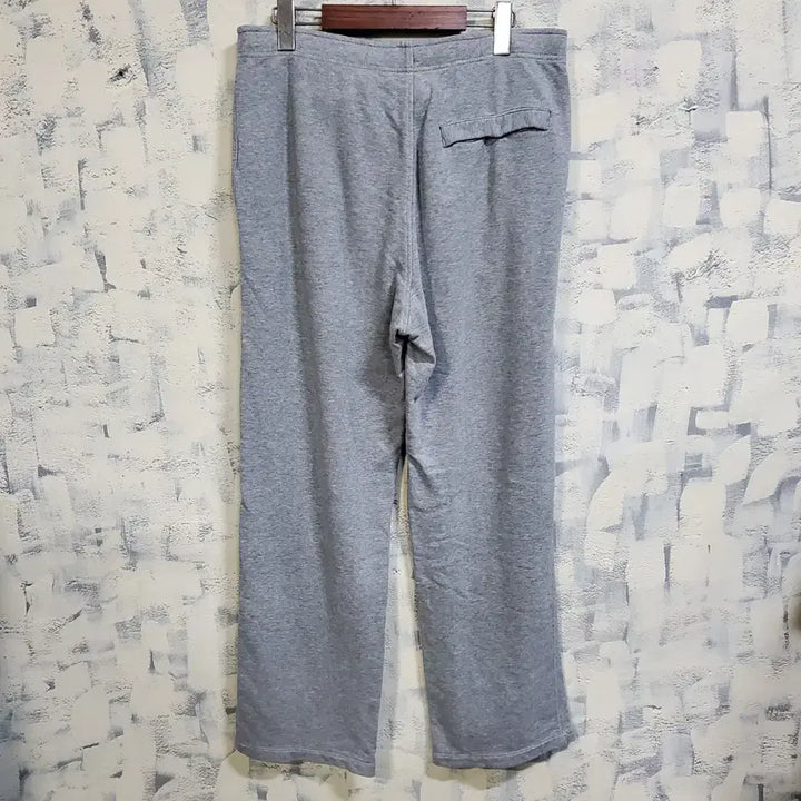 [BUNJANG] Nike Swoosh Wide Fit Gray Training Pants L / 나이키 스우시 와이드핏 회색 트레이닝 바지 L
