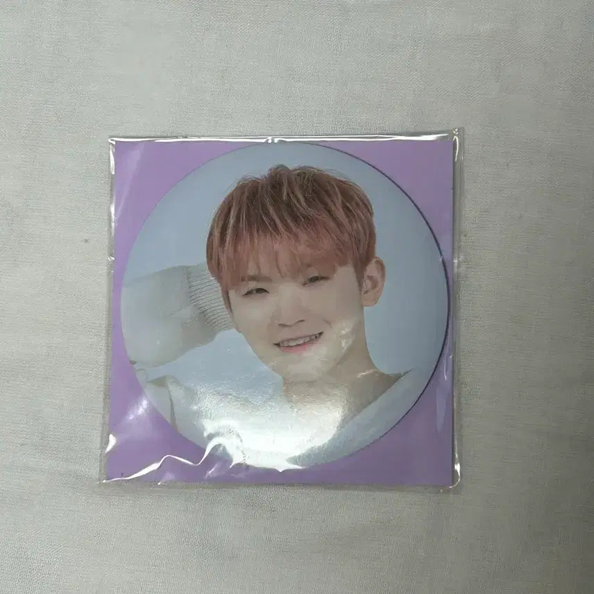 [BUNJANG] SEVENTEEN Woozi 2020 CARATLAND MD Big Pin Button / 세븐틴 우지 2020 캐럿랜드 md 빅 핀버튼