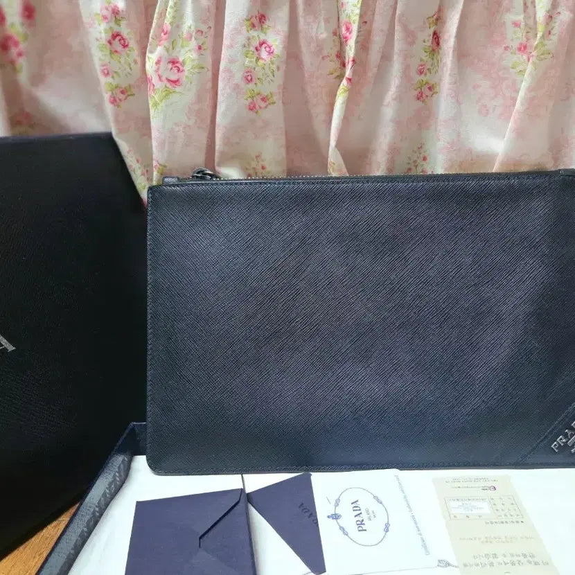 [BUNJANG] Prada Saffiano Leather Clutch Bag / 정품 프라다 블랙 사피아노 레더 클러치 백
