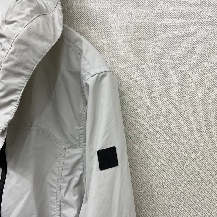[BUNJANG] K2 Windbreaker Jacket / K2 바람막이 100