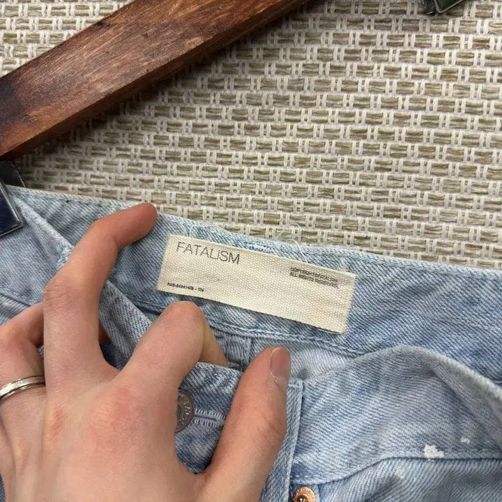 [BUNJANG] Fatalism Painting Light Blue Denim Jeans / 페이탈리즘 페인팅 연청 데님 청바지 44 A07298