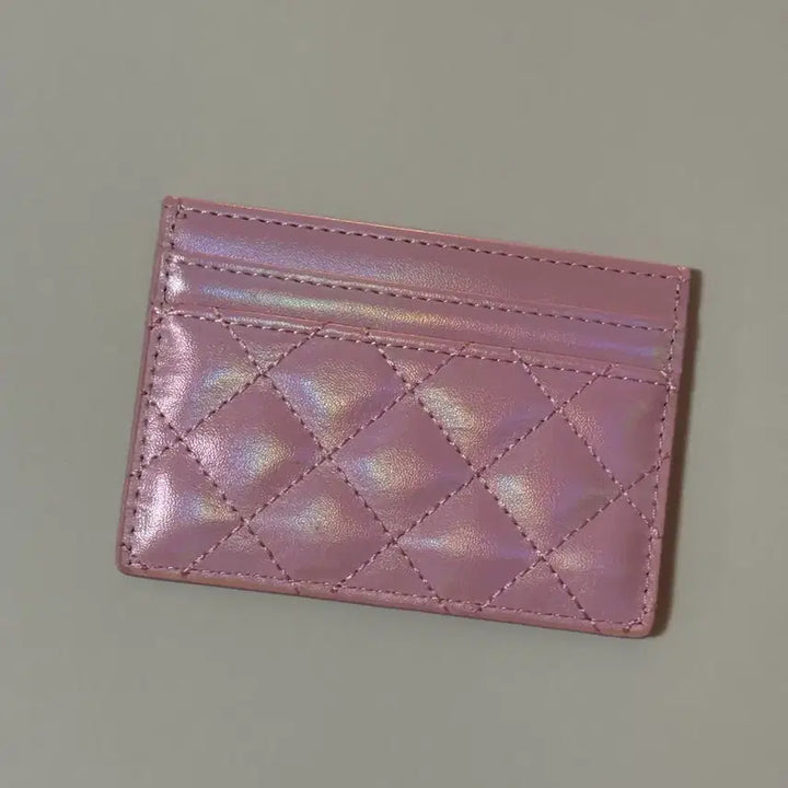 [BUNJANG] Sanrio Hello Kitty 50th Anniversary Quilted Card Wallet / 산리오 헬로키티 50주년 퀼팅 카드지갑
