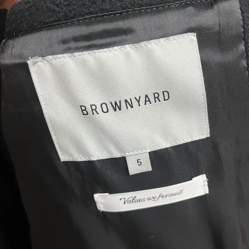 [BUNJANG] Brown Yard Double Coat - Black, Size 5 / 브라운야드 더블코트 블랙 5 사이즈