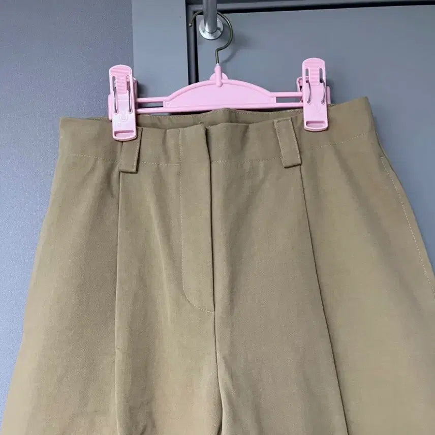 [SOLD OUT] 가격안내림/ 필링스 핀턱팬츠 지그재그 데일리룩