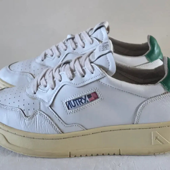 [BUNJANG] Autry Medalist Standard Leather Sneakers - Green Heel Tab / [41] 오트리 autry 메달리스트 스탠다드 그린힐탭 소가죽ㅡ최저가