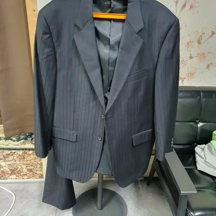 [SOLD OUT] Cambridge Members  150수 남성 스트라이프 정장 100