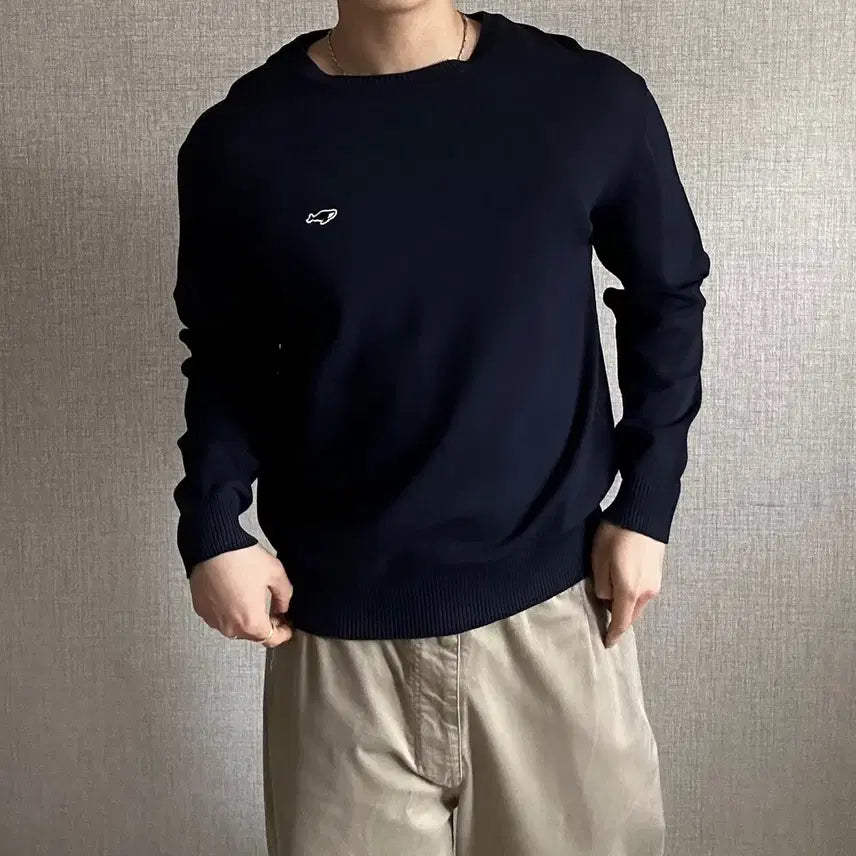 [BUNJANG] NEITHERS Small Logo Round Knit / NEITHERS 네이더스 스몰로고 라운드 니트
