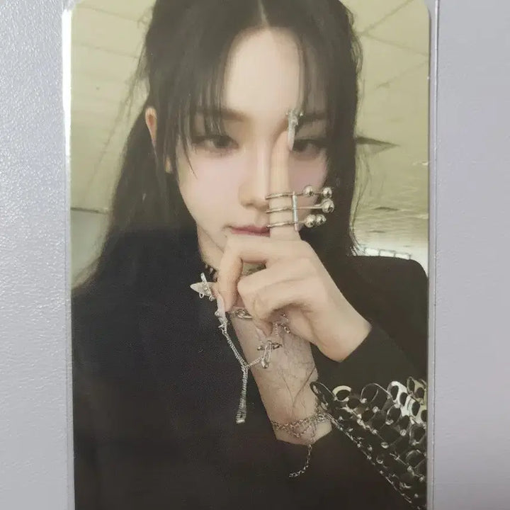 [BUNJANG] aespa Karina Armageddon Album Photocard / [판매] 에스파 카리나 아마겟돈 앨포