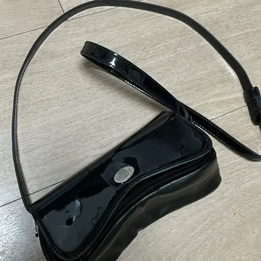 [BUNJANG] muut Sunglasses Case Bag / muut 뭍 선글라스 케이스백
