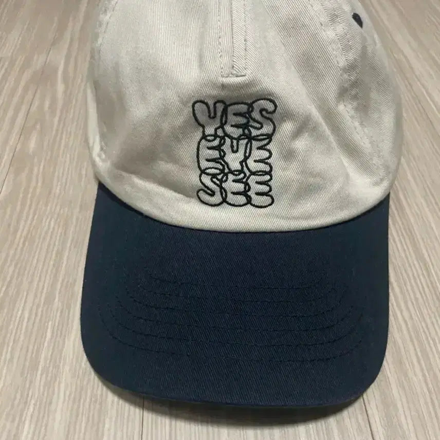 [BUNJANG] YesEyeSee Color Block Baseball Cap / 예스아이씨 배색 볼캡