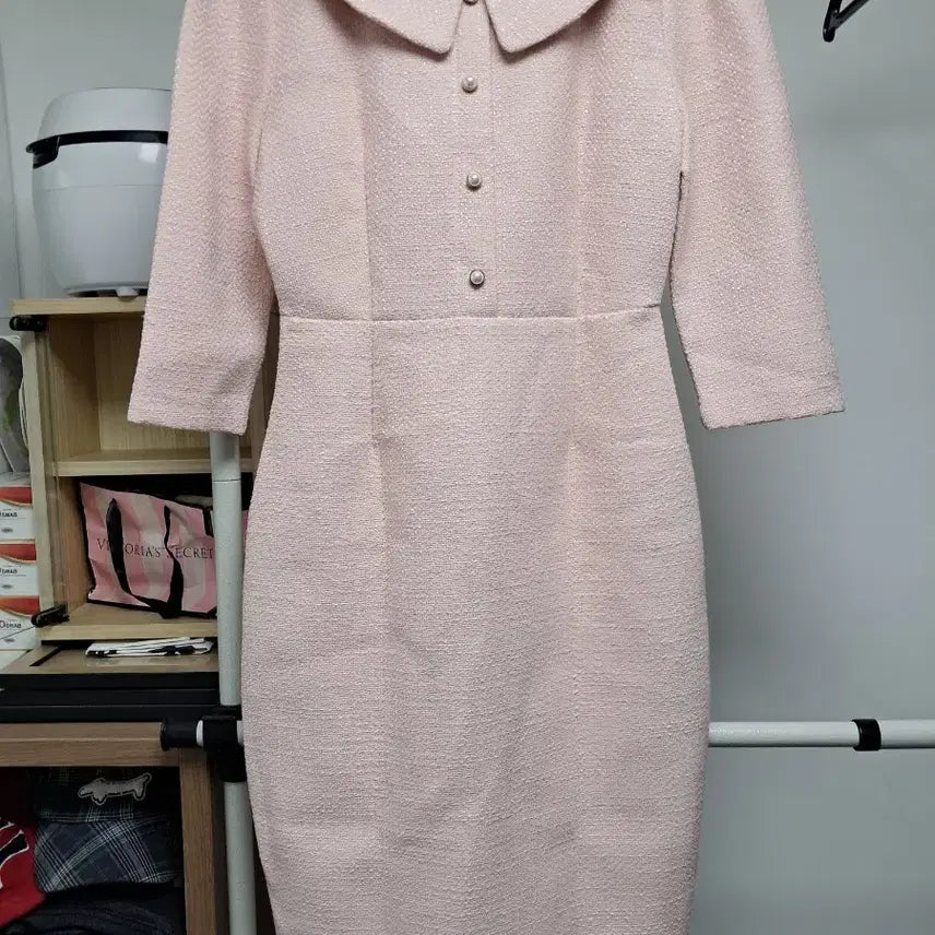 [BUNJANG] La belle rose Pink Tweed Pearl Button Collar Dress / 핑크 트위드 진주 버튼 카라 원피스 La belle rose 핑크 트위드