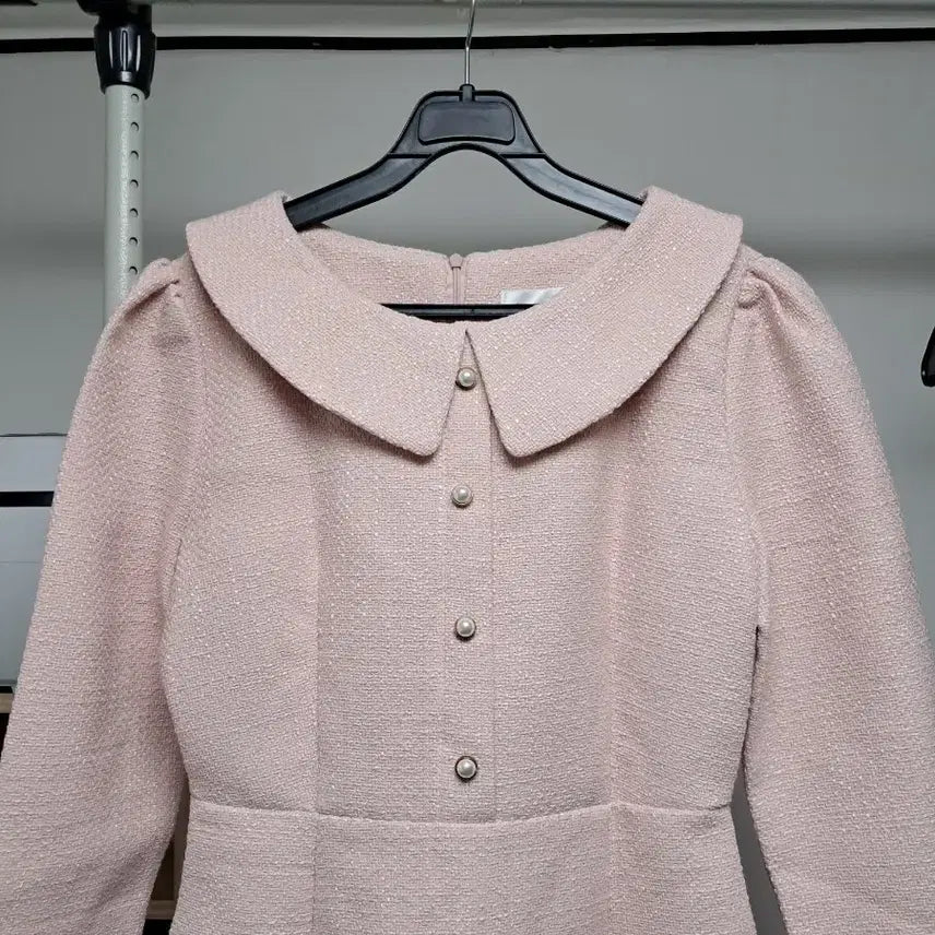 [BUNJANG] La belle rose Pink Tweed Pearl Button Collar Dress / 핑크 트위드 진주 버튼 카라 원피스 La belle rose 핑크 트위드