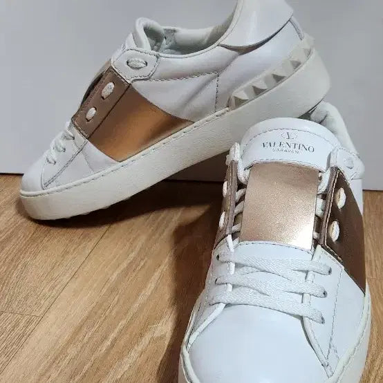 [BUNJANG] Valentino Garavani Hidden Open Gold Sneakers / (36.5/235)발렌티노 신발 가라바니 히든오픈 골드 운동화 스니커즈