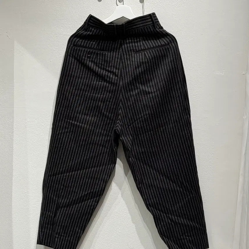 [BUNJANG] beautiful people Striped Trousers / 뷰티풀피플(beautiful people) 스트라이프 팬츠