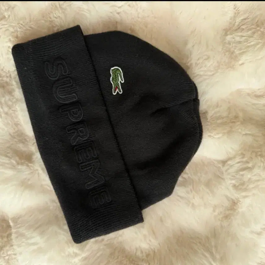 [BUNJANG] Supreme Lacoste Black Beanie / 슈프림 라코스테 블랙 비니