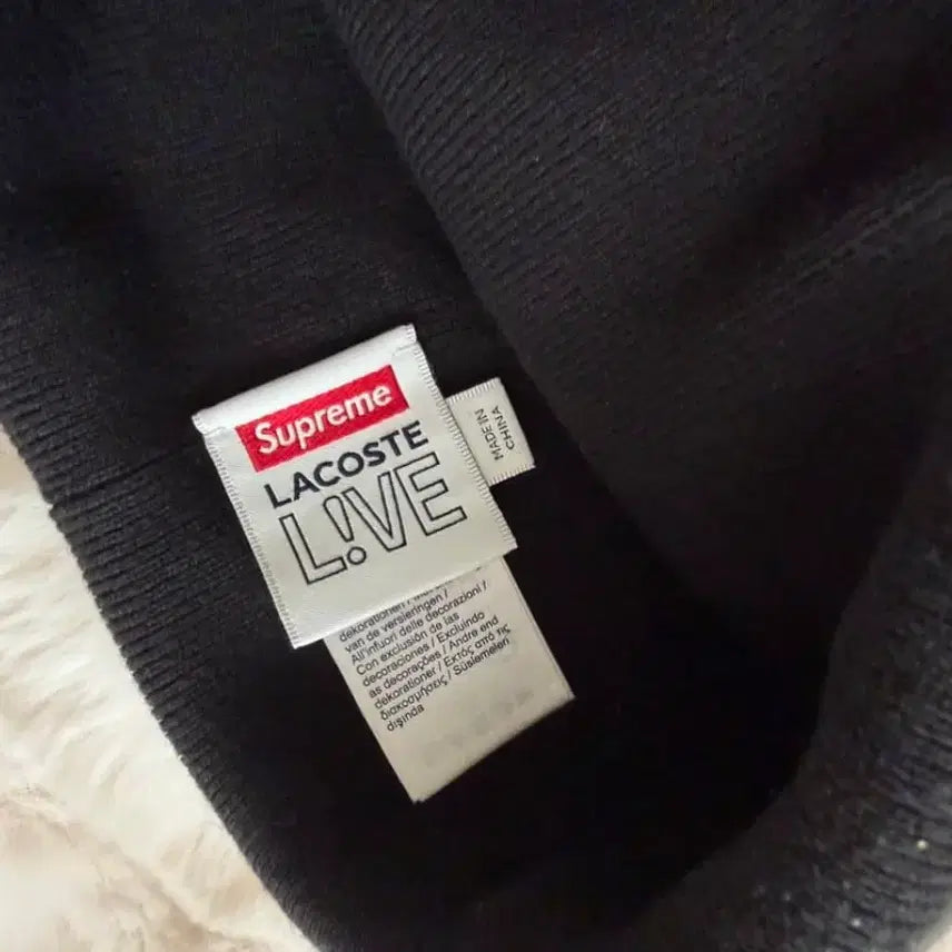 [BUNJANG] Supreme Lacoste Black Beanie / 슈프림 라코스테 블랙 비니