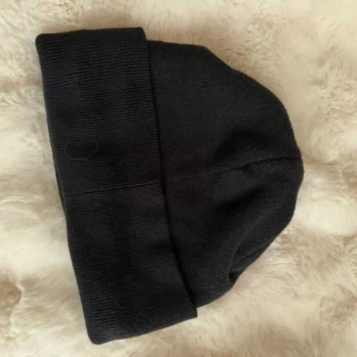 [BUNJANG] Supreme Lacoste Black Beanie / 슈프림 라코스테 블랙 비니