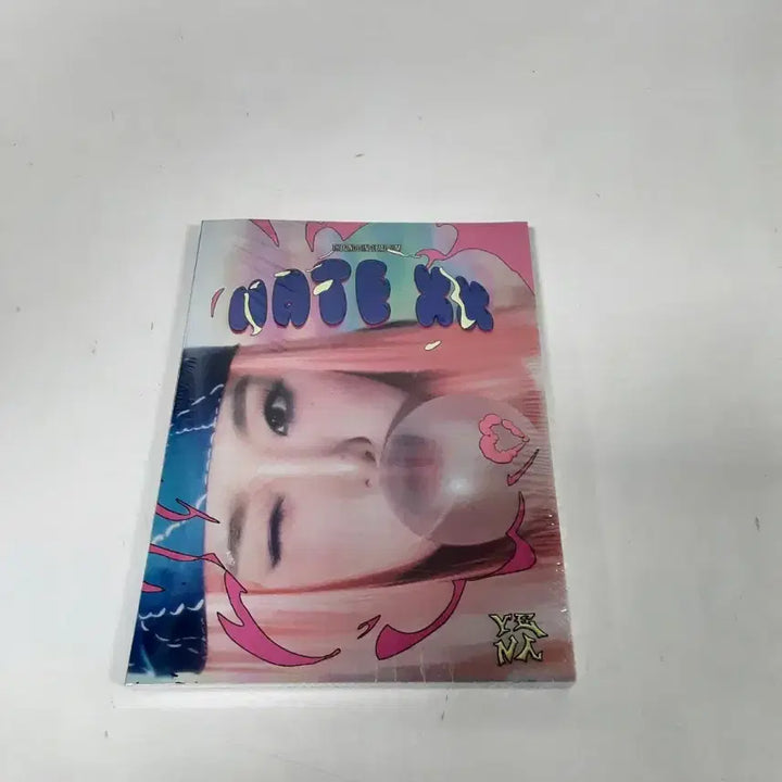 [BUNJANG] Yena (Choi Yena) HATE XX Album / Yena (최예나) HATE XX 앨범