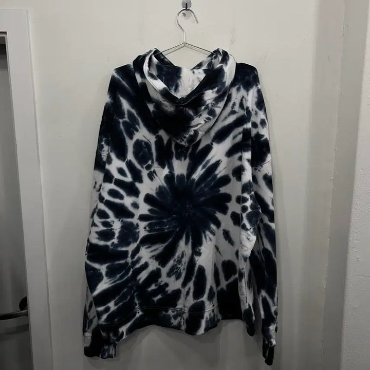 [BUNJANG] X-Saki Tie-Dye Oversized Hoodie / 엑스사키 타이다이 물나염 오버핏 후드티