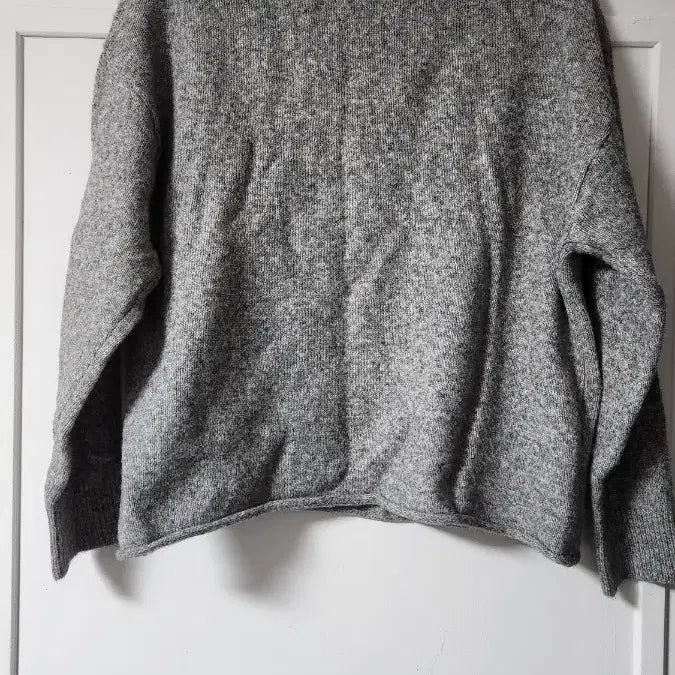[BUNJANG] Gray Knit Sweater and Shorts Set / 회색 니트 스웨터+반바지 세트 새상품