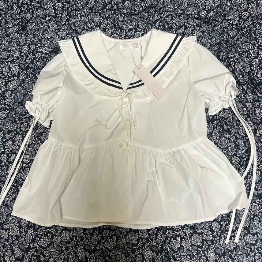 [SOLD OUT] 새상품)아이당클럽 세일러 블라우스 화이트 마린룩 옷벼룩 일브