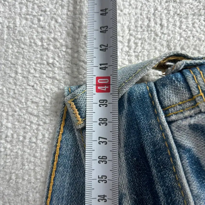 [SOLD OUT] 트루릴리젼 데님 청바지
