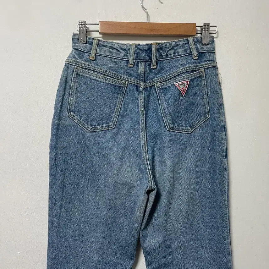 [BUNJANG] Guess Denim Jeans with Zipper Detail / 26 GUESS 게스 밑단 지퍼 데님 청바지 정품