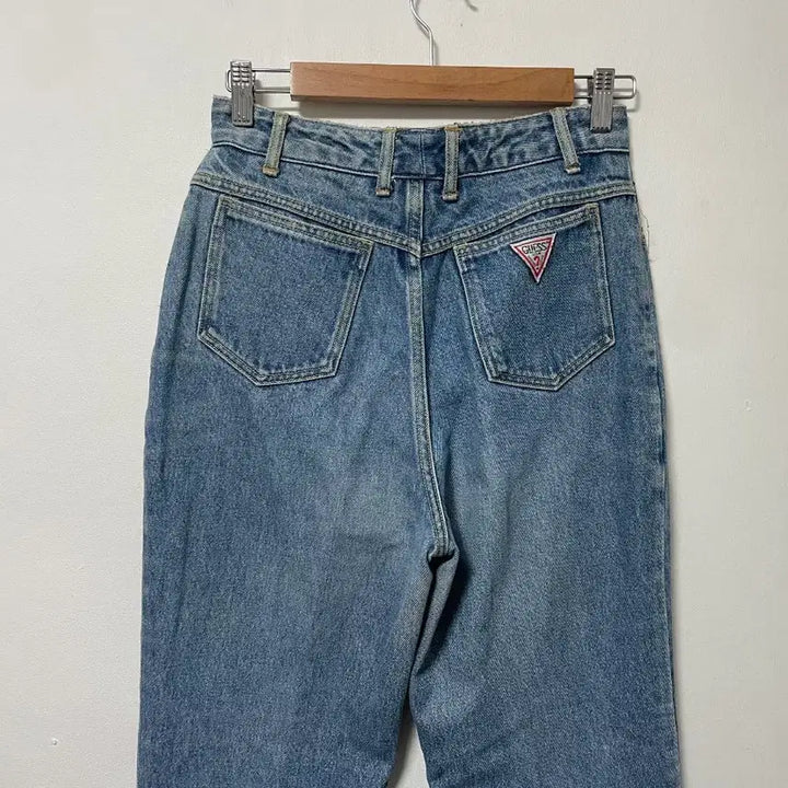 [BUNJANG] Guess Denim Jeans with Zipper Detail / 26 GUESS 게스 밑단 지퍼 데님 청바지 정품