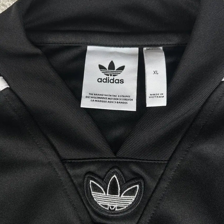 [SOLD OUT] 아디다스 삼선 블랙 긴팔 티셔츠