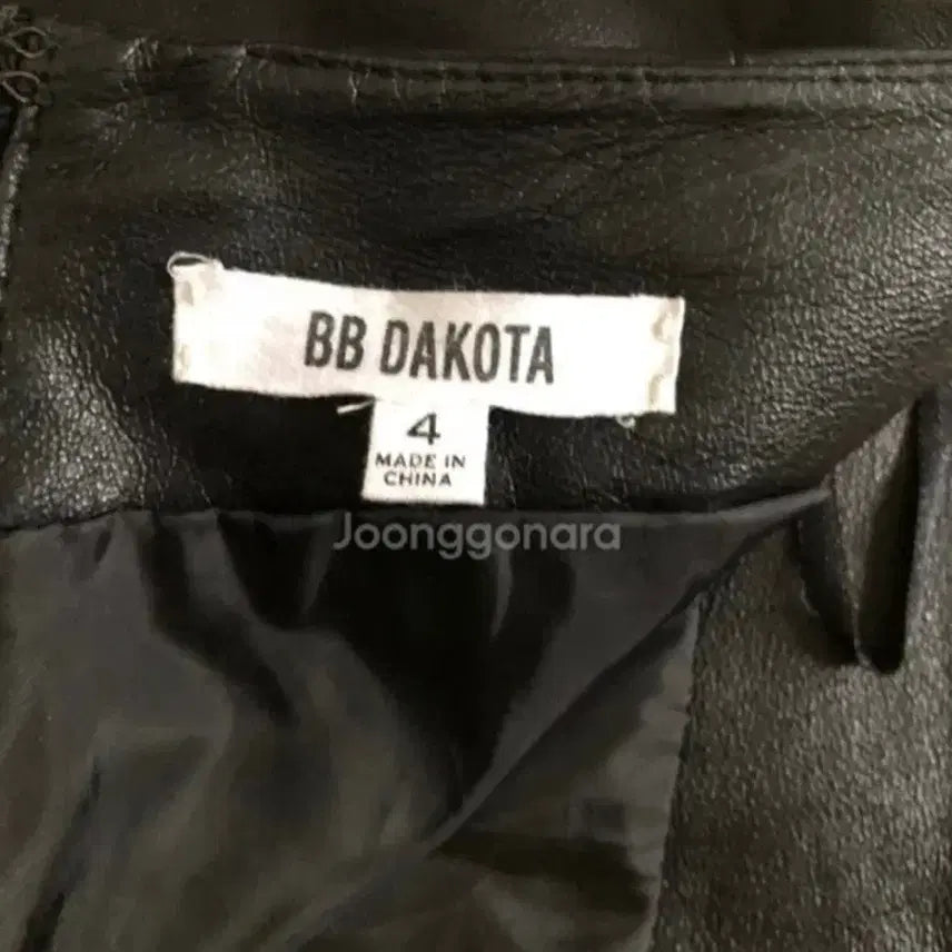 [BUNJANG] BB Dakota Leather Mini Skirt (Size 26) / 미국 브랜드 BB Dakota 가죽 미니스커트( 사이즈 26)
