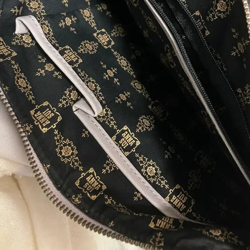 [BUNJANG] Anna Sui Crossbody Bag / 안나수이 크로스백