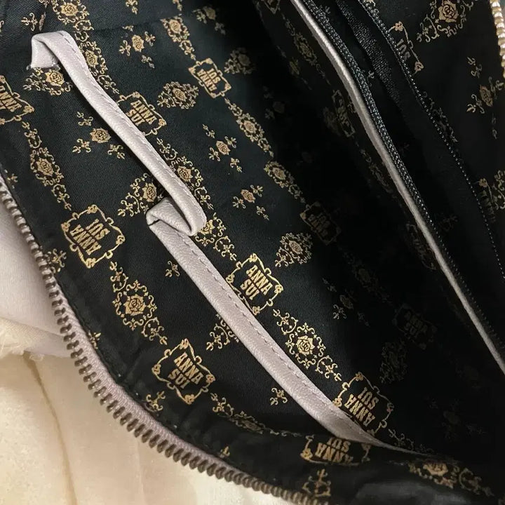 [BUNJANG] Anna Sui Crossbody Bag / 안나수이 크로스백