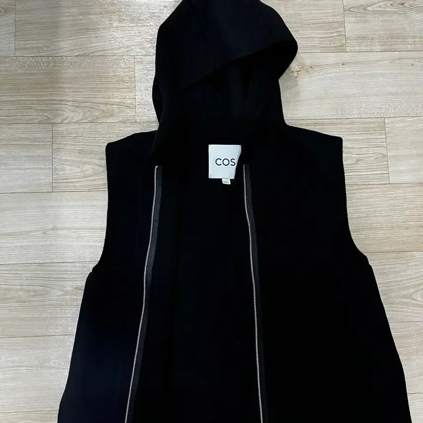 [BUNJANG] COS Hooded Vest Black XS/S / COS 코스 후드 조끼 블랙 XS/S