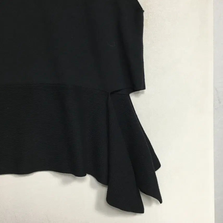 [BUNJANG] KUHO Cashmere Wool Asymmetric Vest / KUHO 구호 언발 캐시미어 울 조끼 S