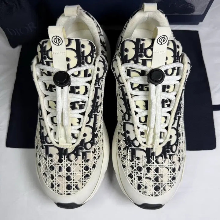 [BUNJANG] Dior B24 Oblique Cannage Motif White Sneakers / [40사이즈,20SS]디올 B24 오블리크 까나쥬 모티프 화이트 스니커즈