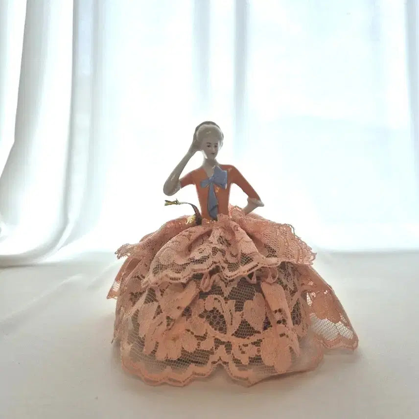 [BUNJANG] Vintage Half Doll Pincushion Figurine / A213 빈티지 하프돌 핀쿠션 피겨린