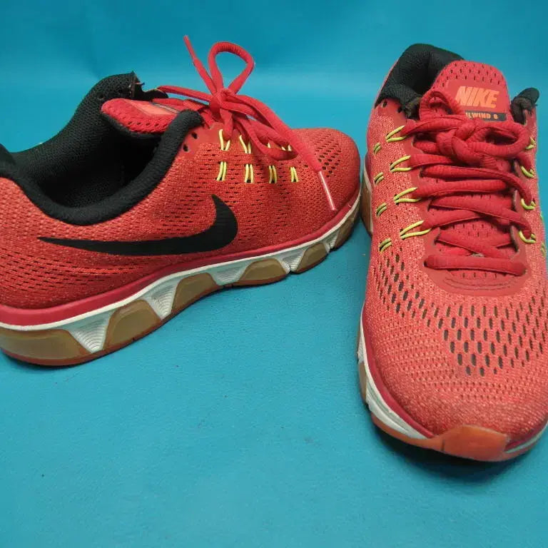 [BUNJANG] Nike Tailwind 8 Sneakers / 235/sb0-822/나이키 테일윈드 8 운동화/구제특별시