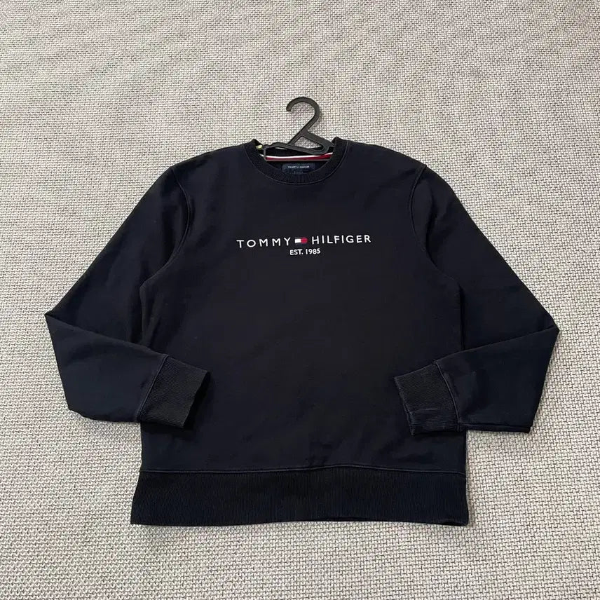 [BUNJANG] Tommy Hilfiger Round Neck Sweatshirt / L 타미힐피거 라운드 맨투맨 B.6969