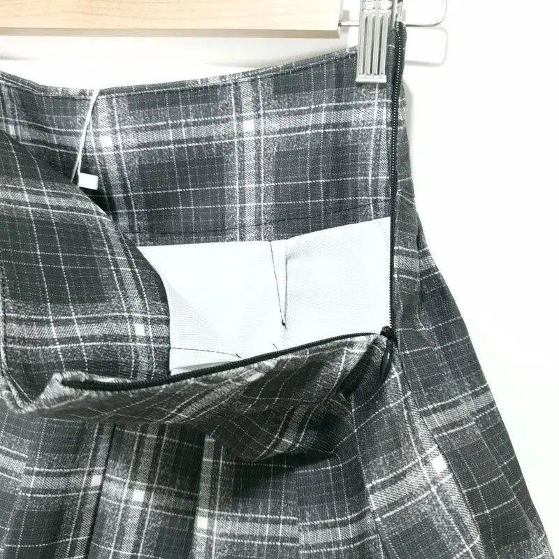 [BUNJANG] Unbranded Plaid Pleated Skirt Shorts S0496 / 체크 플리츠 치마바지 S_S0496