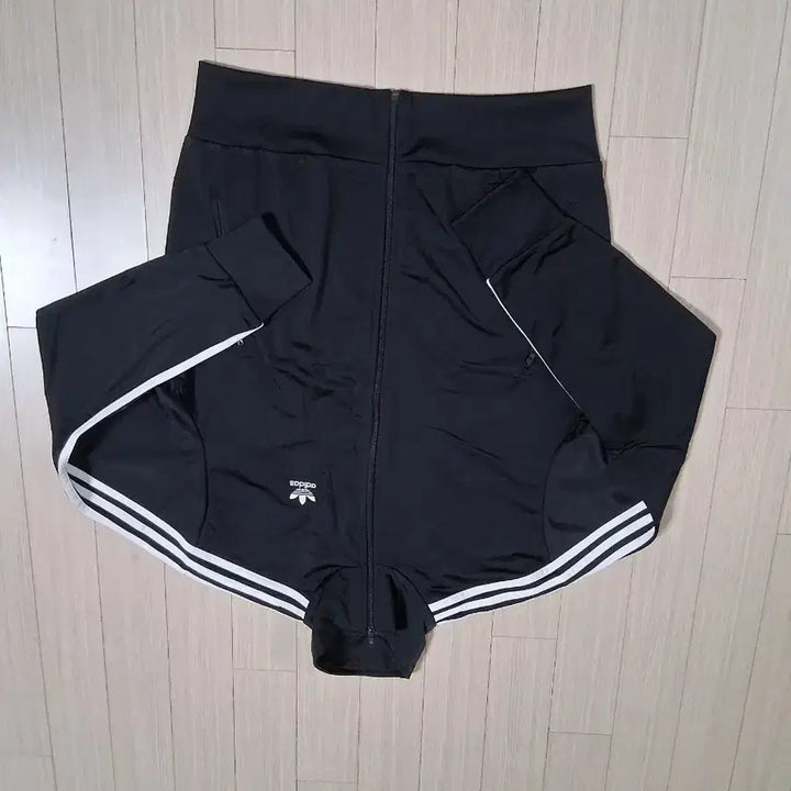 [BUNJANG] Adidas Three Stripes Black Track Top / 아디다스 삼선 블랙 트랙탑