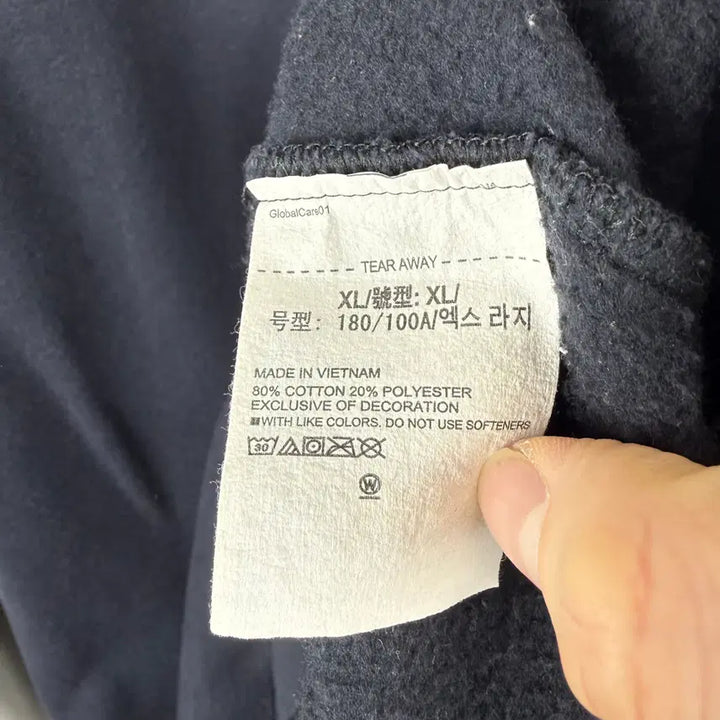 [BUNJANG] Under Armour Small Logo Fleece Sweatshirt / XL) 언더아머 스몰로고 기모 맨투맨 블랙