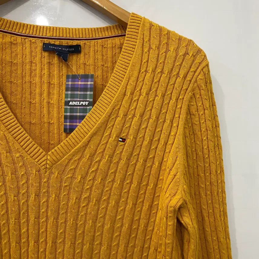 [BUNJANG] Tommy Hilfiger V-Neck Knit Sweater (M) / 284. 여성용 타미 브이넥 니트(M)