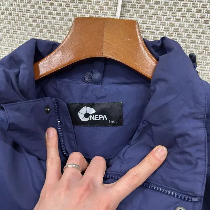 [BUNJANG] Nepa Windrunner Windbreaker Jacket / 네파 아웃도어 자수로고 윈드러너 바람막이 자켓 95 A07279