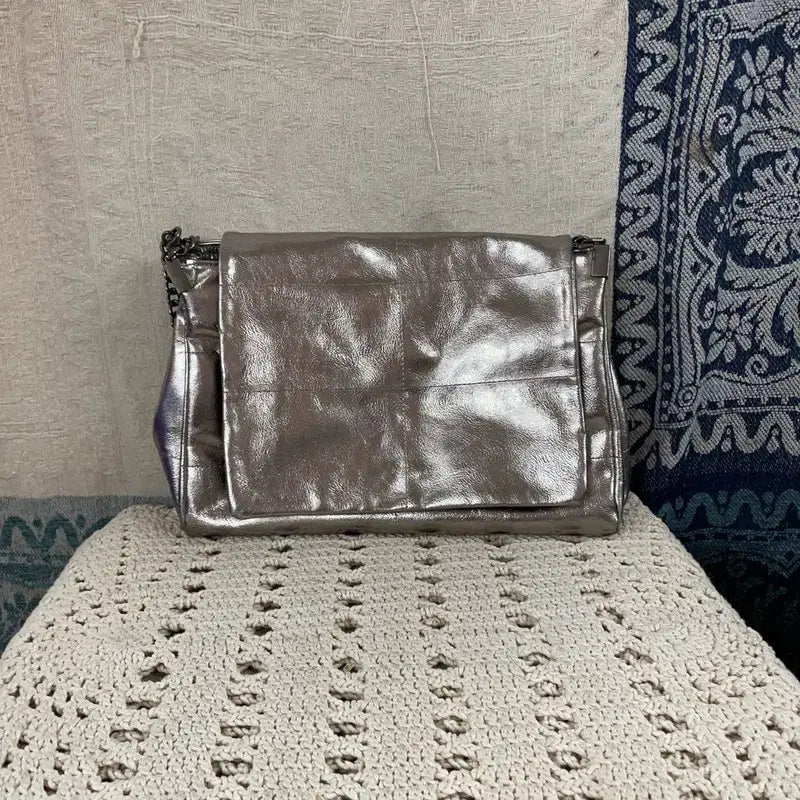 [BUNJANG] ZARA Silver Chain Shoulder Bag / [F] 자라 ZARA 락 플랩 실버 체인 숄더백 가방
