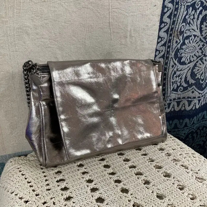 [BUNJANG] ZARA Silver Chain Shoulder Bag / [F] 자라 ZARA 락 플랩 실버 체인 숄더백 가방