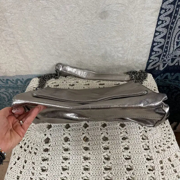 [BUNJANG] ZARA Silver Chain Shoulder Bag / [F] 자라 ZARA 락 플랩 실버 체인 숄더백 가방