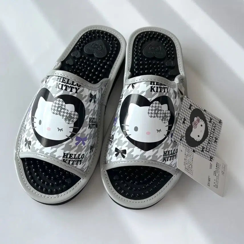 [BUNJANG] Sanrio Hello Kitty Monochidori Acupressure Slippers / 일본수입 산리오헬로키티슬리퍼 모노치도리헬로키티지압슬리퍼