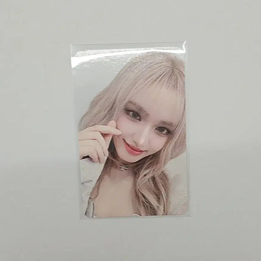 [BUNJANG] IVE (리즈) Empathy Soundwave POB Photocard / 아이브 엠파시 사운드웨이브 특전 리즈포카 양도