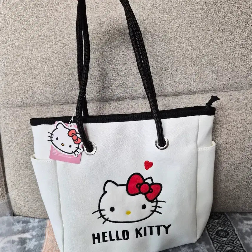 [BUNJANG] Sanrio Hello Kitty White Shopper Bag / 정품) 산리오 헬로키티 쇼퍼백 새상품 2종
